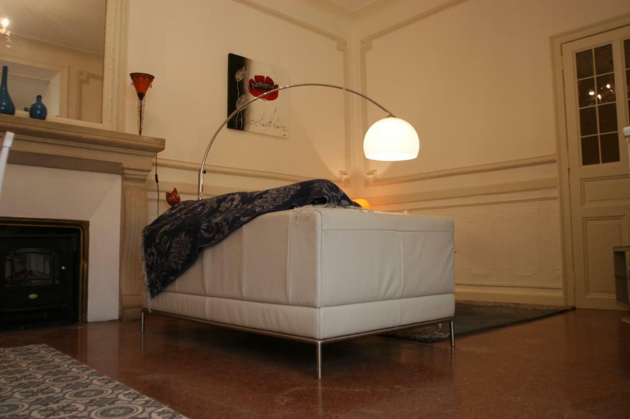 Appart Charme Arenes Nîmes Exteriör bild