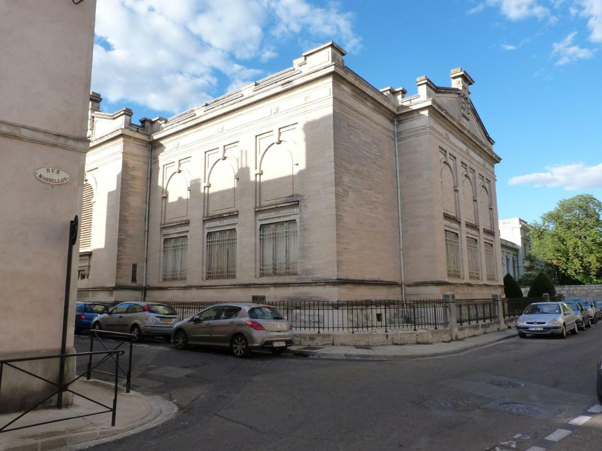Appart Charme Arenes Nîmes Exteriör bild